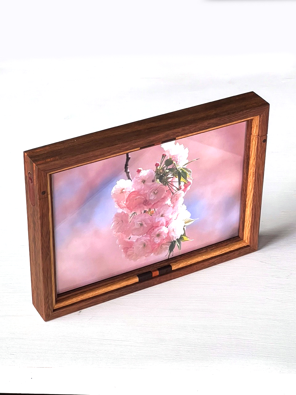 Double-Sided Photo Holder