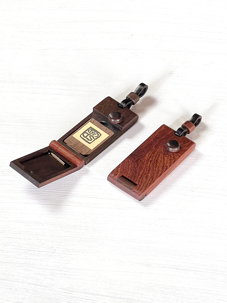 SD Card Holder (2 cards)