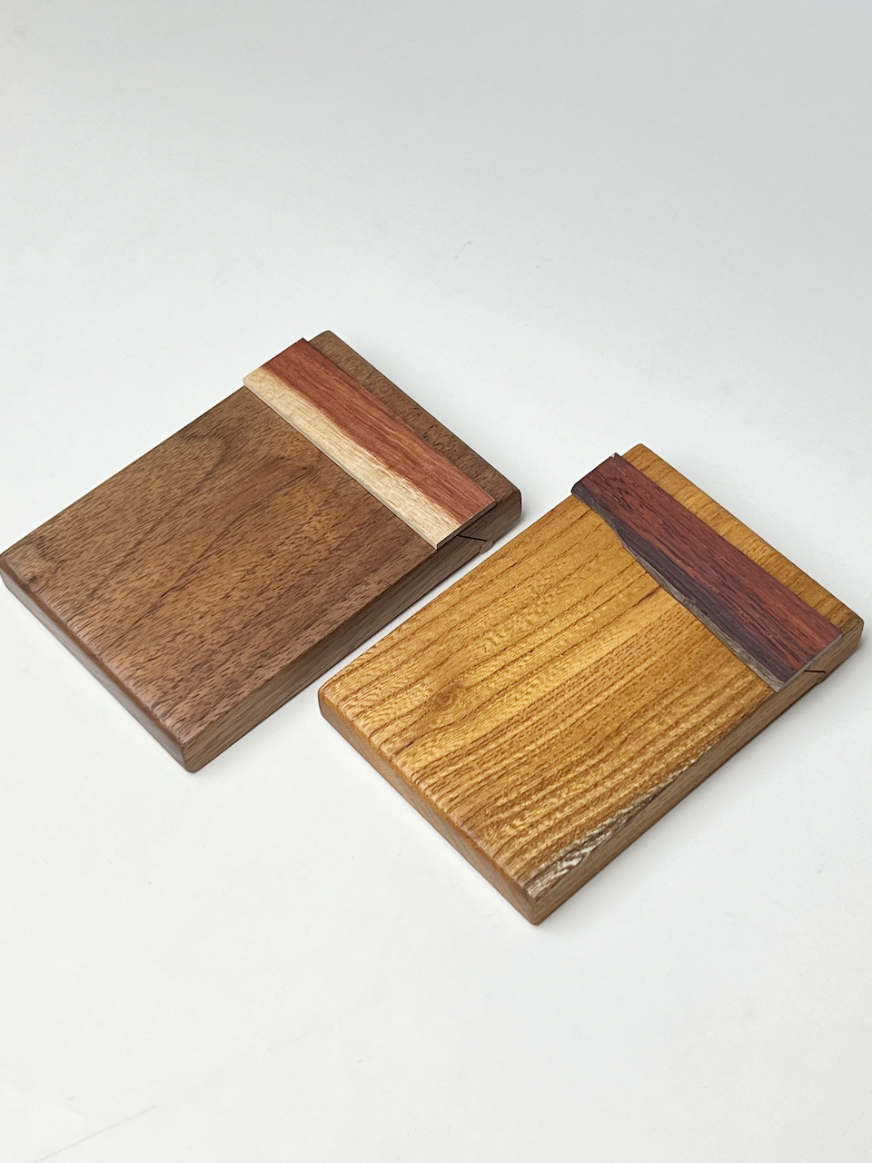 Slide Bar Card-case Vertical